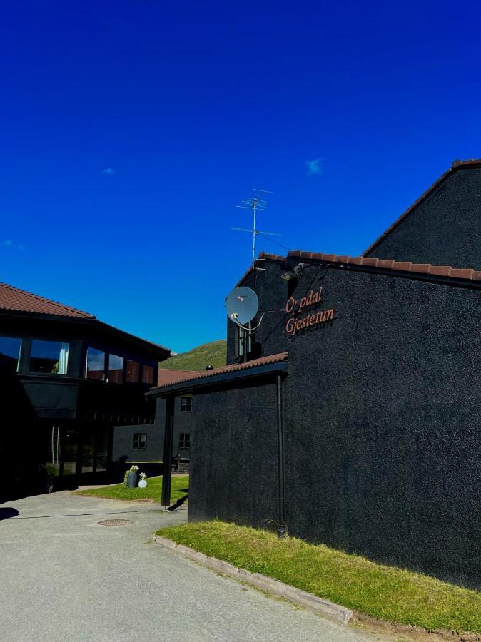 Oppdal Gjestetun Hotell エクステリア 写真